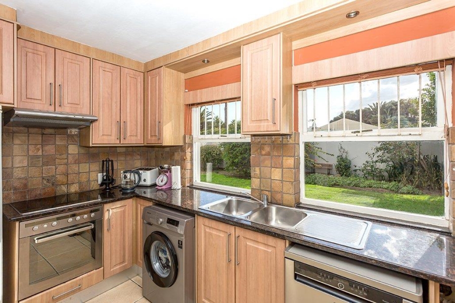 3 Bedroom Property for Sale in Flamingo Vlei Western Cape